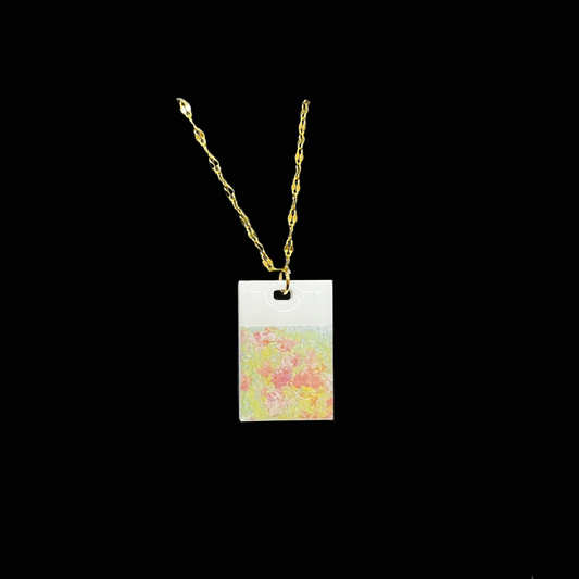 Handgjort halsband “Impression” – elegant smycke med Monet-inspirerat motiv. Ett konstnärligt halsband i varm guldton, perfekt för dig som älskar tidlös elegans.
